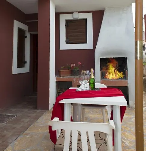 Art Apartament Pag Town