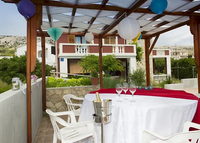 Art Apartament Pag Town